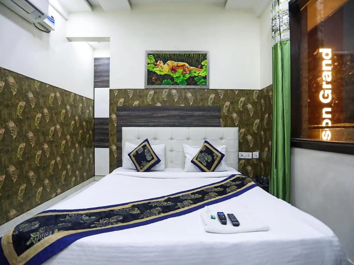 Hotel Season Grand Couple Friendly Pitampura Metro Station Delhi   Delhi (National Capital Territory of India)