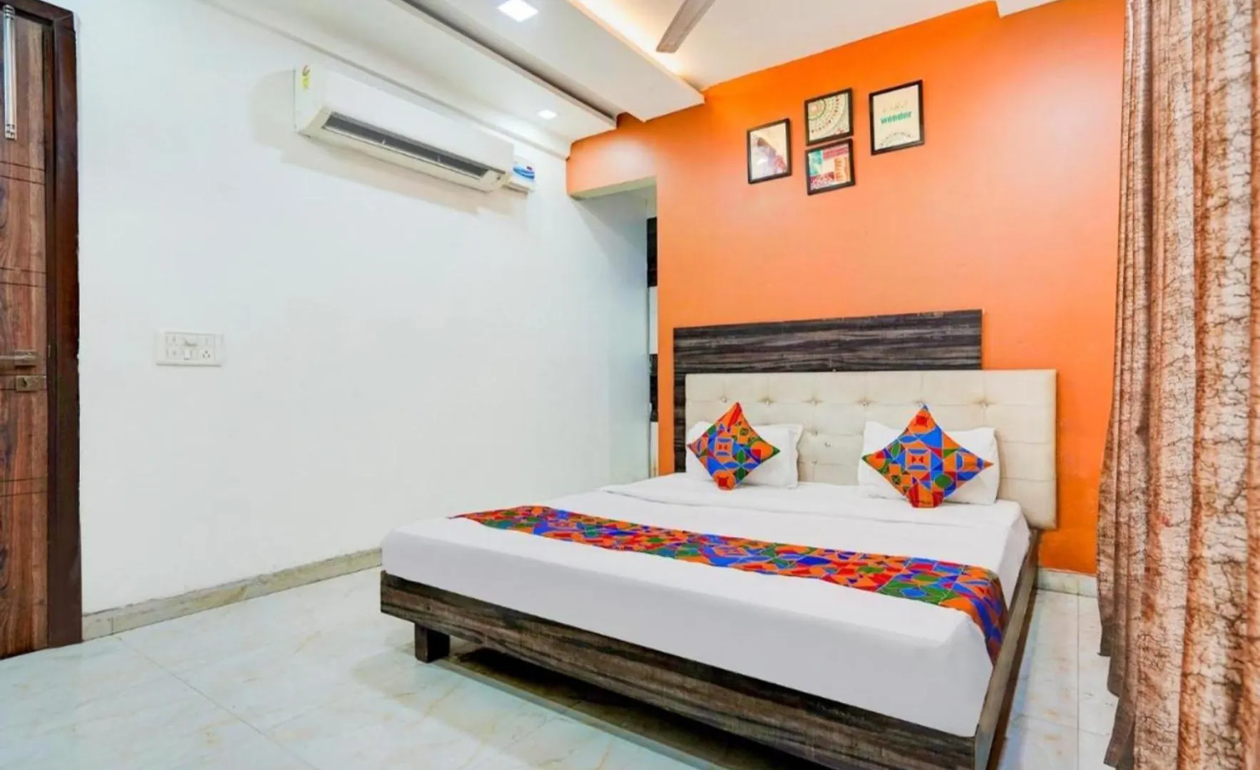 Hotel Season Grand Couple Friendly Pitampura Metro Station Delhi  India